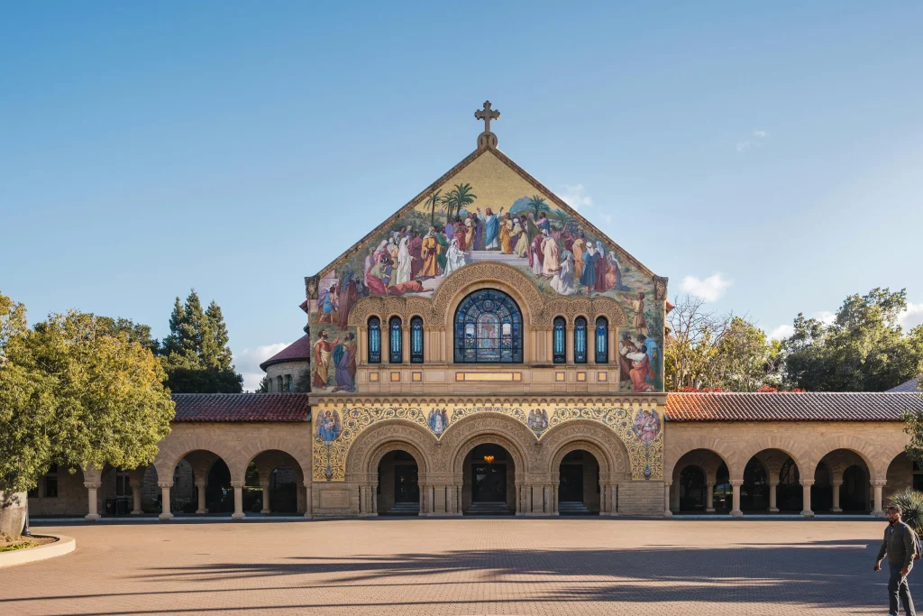 How to Get Into Stanford University for a Master’s Program?