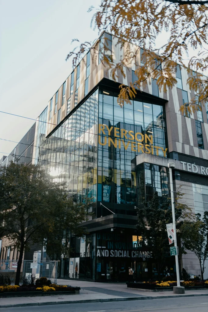 Ryerson University – School of Fashion (Toronto)